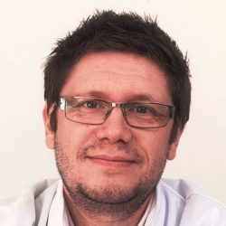 Dr Vitry ne fait plus partie de la société